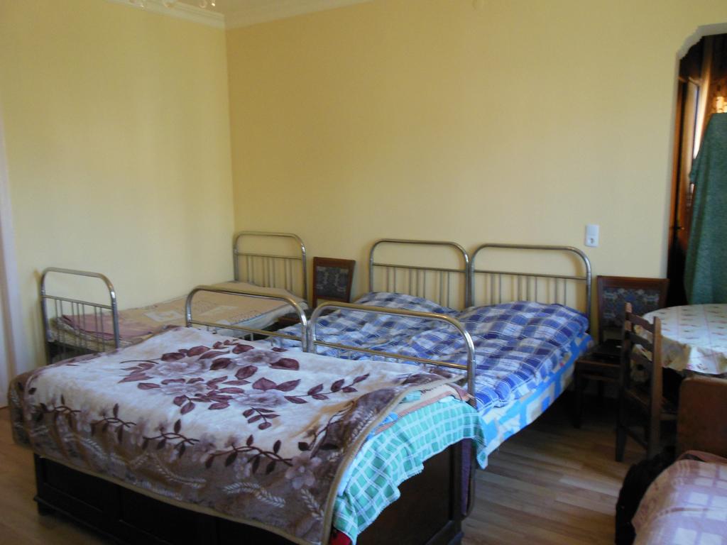 Medico&Suliko Guest House Kutaisi Habitación foto