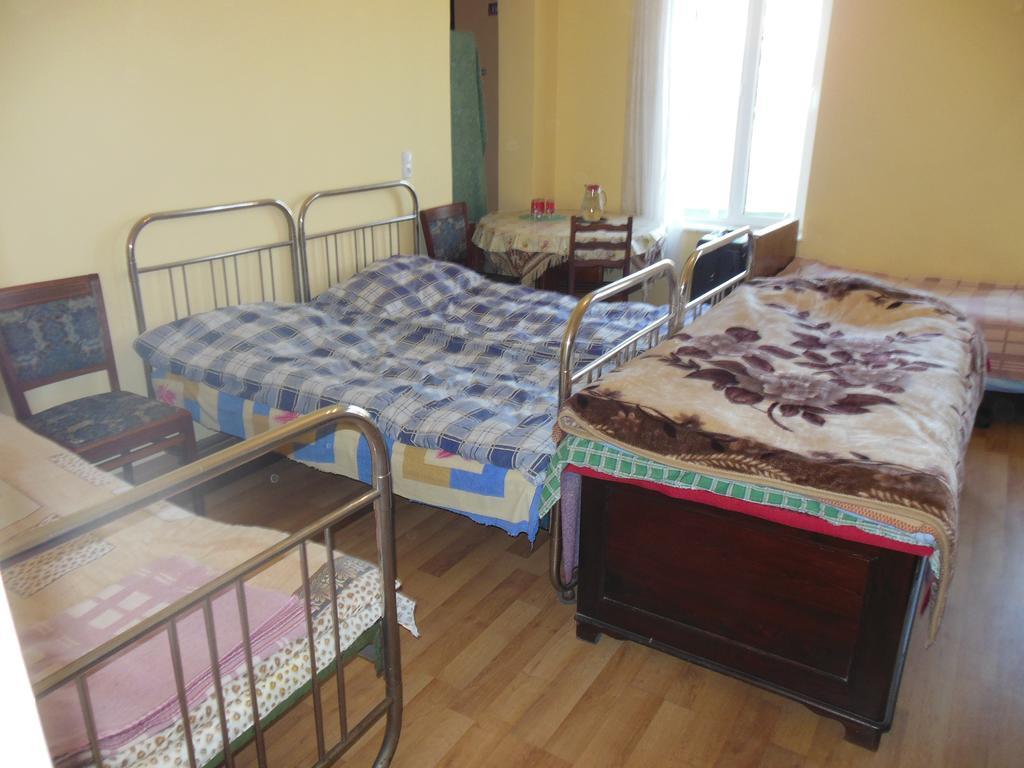Medico&Suliko Guest House Kutaisi Habitación foto